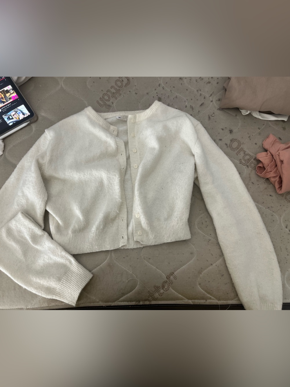 Garage Ivory Cropped Button Cardigan - Picture 3 of 3
